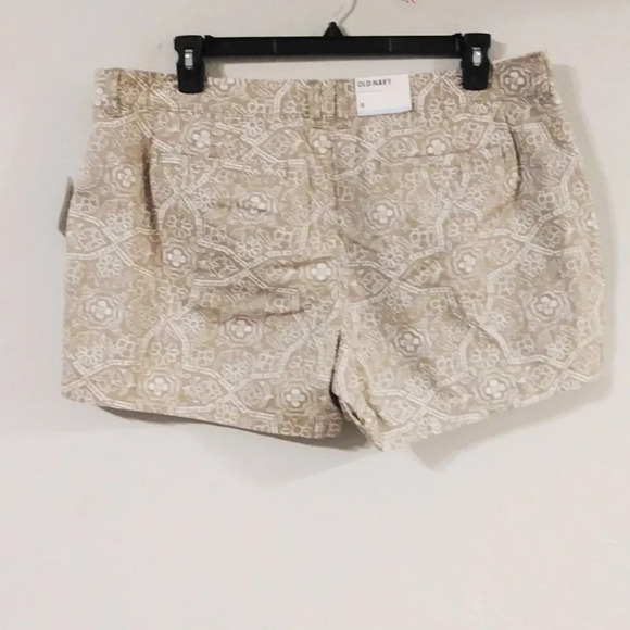 Old Navy Relaxed Fit shorts  A8 - Picture 5 of 6